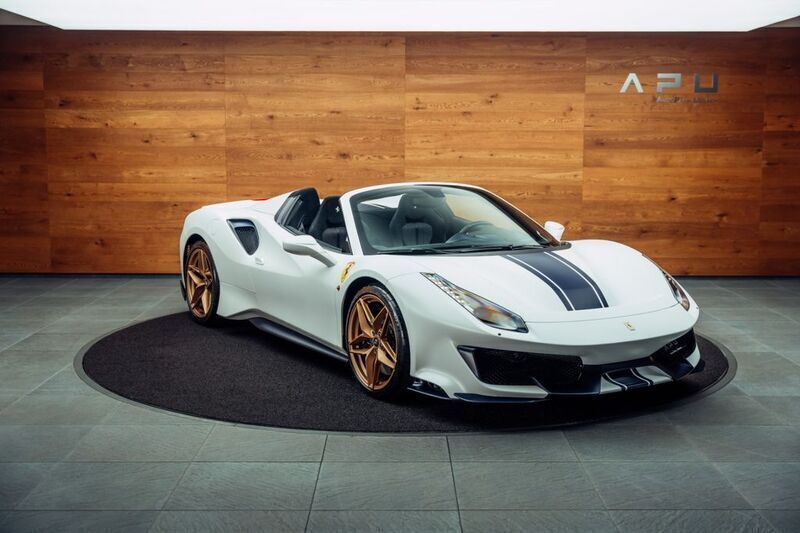 Weiß Gebraucht 2021 Ferrari 488 Cabrio | 699.800 € - Bild 1/4
