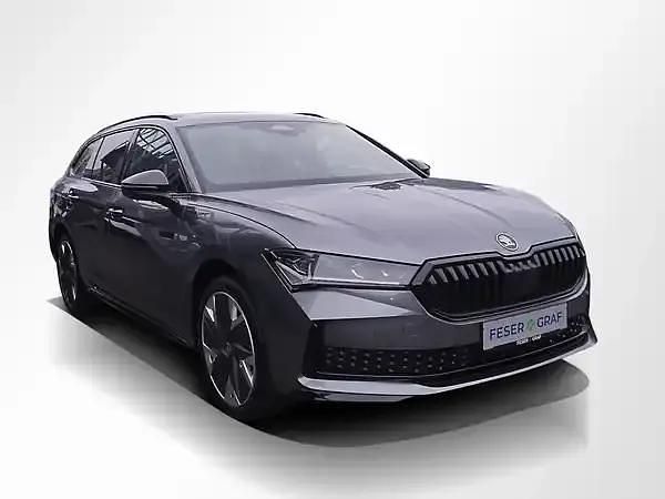 Neu Skoda Superb 193 PS (141 kW) 2026 Graphitegrau Kombi
