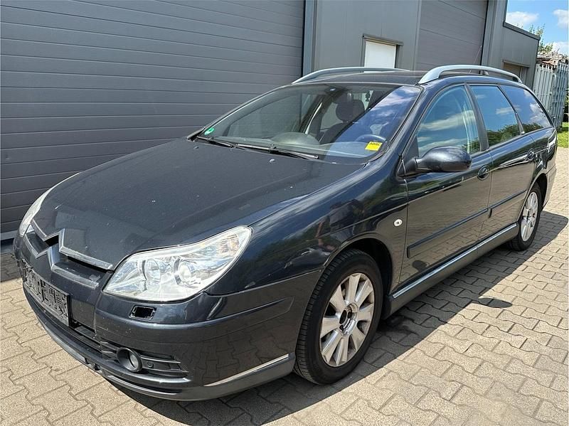 Grau Gebraucht 2005 Citroën C5 Kombi | 1.499 € (Fairer Preis) - Bild 1/4