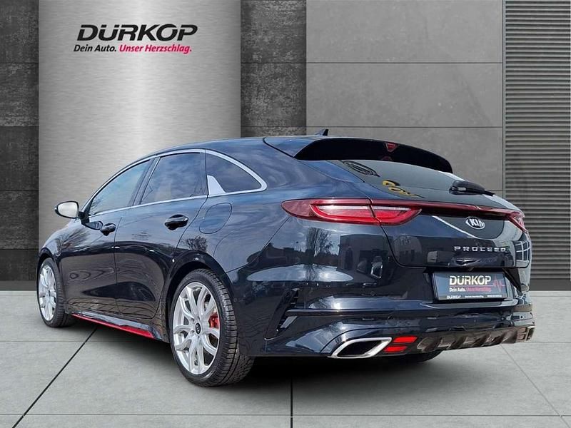 Gebraucht Kia ProCeed GT 204 PS (150 kW) 2019 (1k) zilinaschwarz met. Kombi