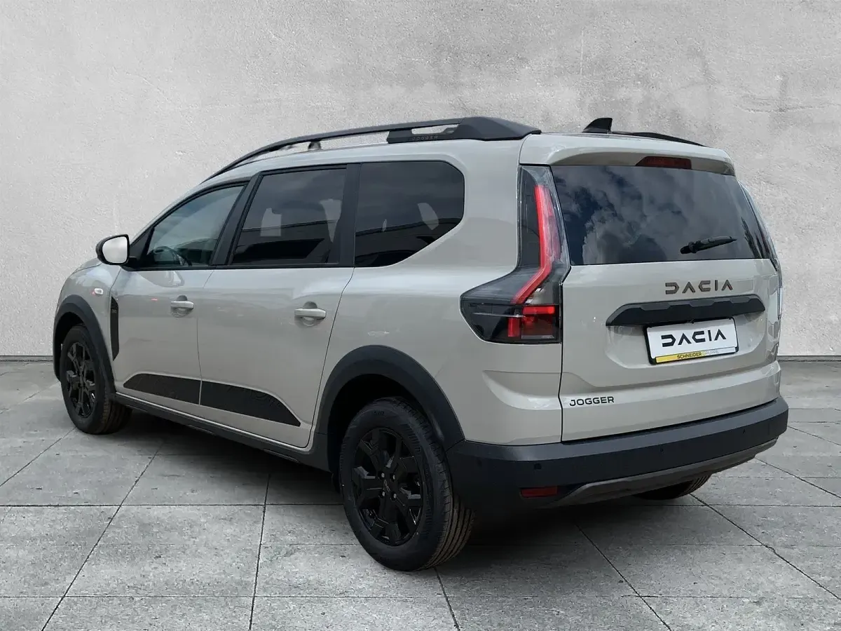 Gebraucht Dacia Jogger Extreme 122 PS (89 kW) 2026 Beige Van / Kleinbus