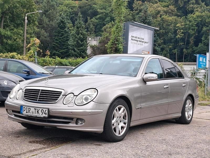 Beige Gebraucht 2005 Mercedes E280 Avantgarde Limousine | 6.200 € (Guter Preis) - Bild 1/4
