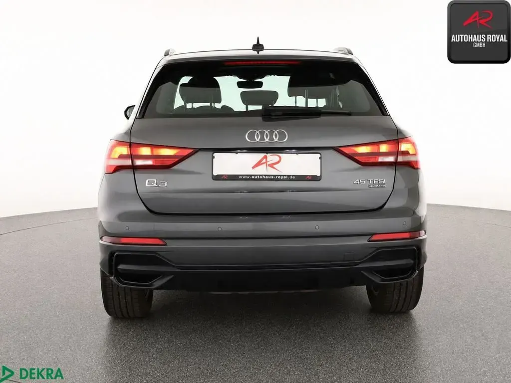 Gebraucht Audi Q3 Ambiente 230 PS (169 kW) 2020 Daytonagrau perleffekt SUV