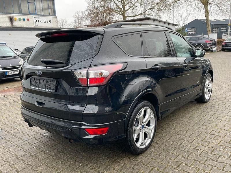 Gebraucht Ford Kuga ST-Line 179 PS (131 kW) 2017 Schwarz SUV