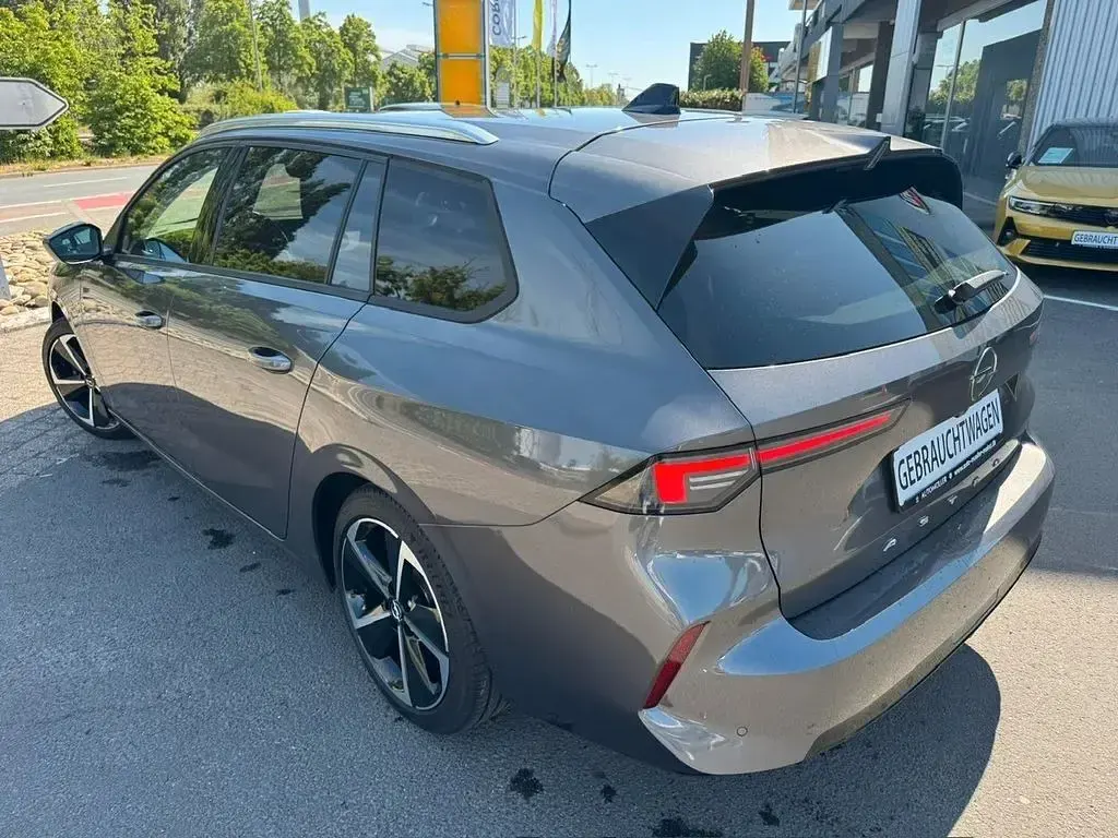 Usata Opel Astra Elegance 131 CV (96 kW) 2023 Grigio Utilitaria