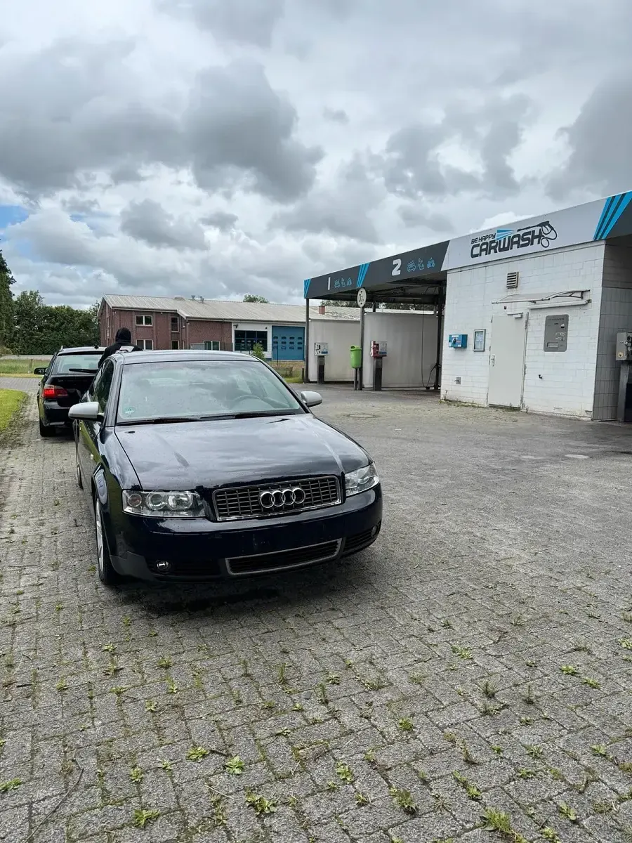 Gebraucht Audi A4 150 PS (110 kW) 2001 Blau Limousine