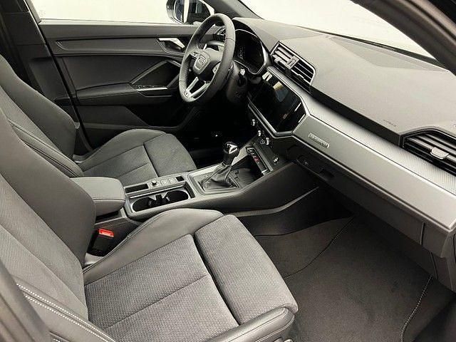Gebraucht Audi Q3 Sportback S-Line 200 PS (147 kW) 2023 Schwarz SUV