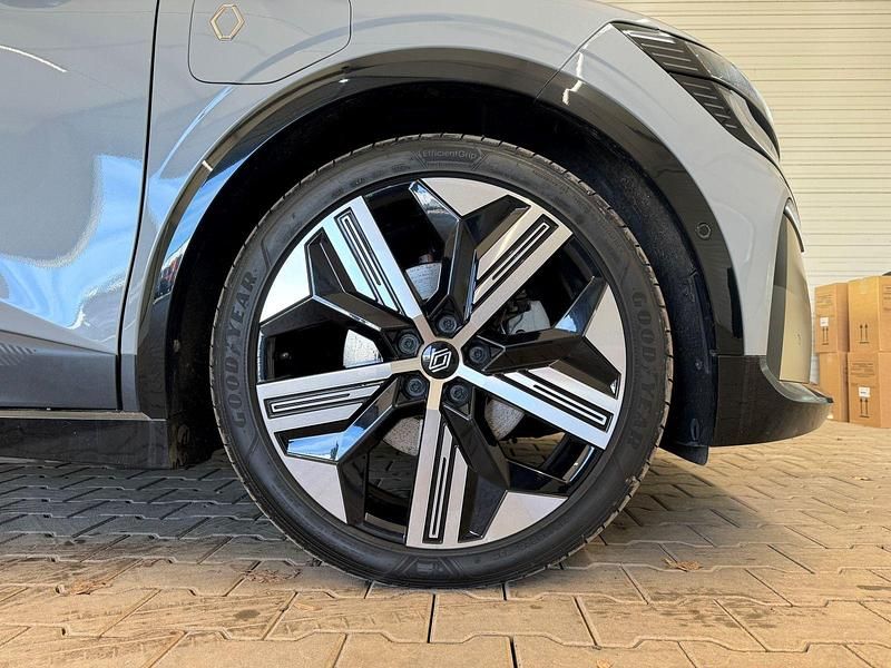 Gebraucht Renault Megane E-Tech Iconic 160 kW (218 PS) 2022 Grau Limousine