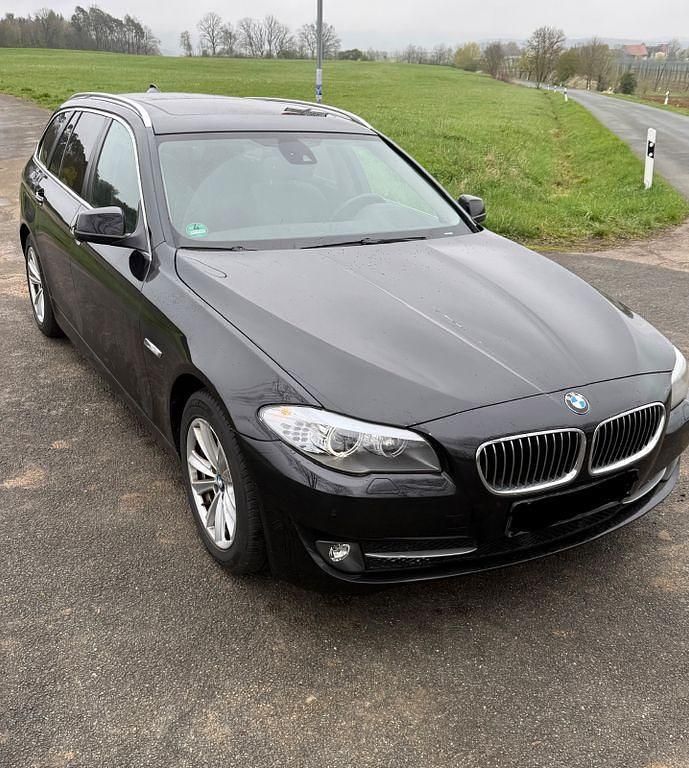 Second-hand BMW 525 204 CP (150 kW) 2010 Negru Break