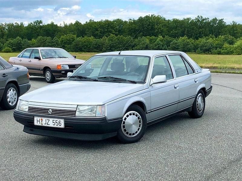 Gebraucht Renault R25 107 PS (78 kW) 1988 Silber Kleinwagen
