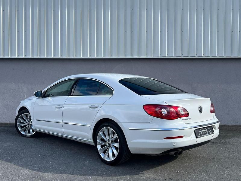 Gebraucht VW Passat 170 PS (125 kW) 2010 Weiß Coupé