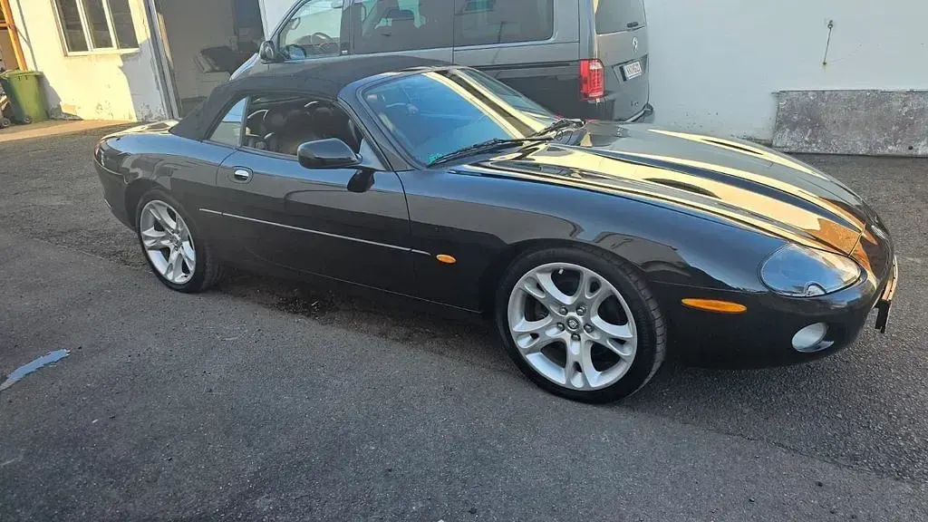 Gebraucht Jaguar XK8 298 PS (219 kW) 2003 Schwarz Cabrio