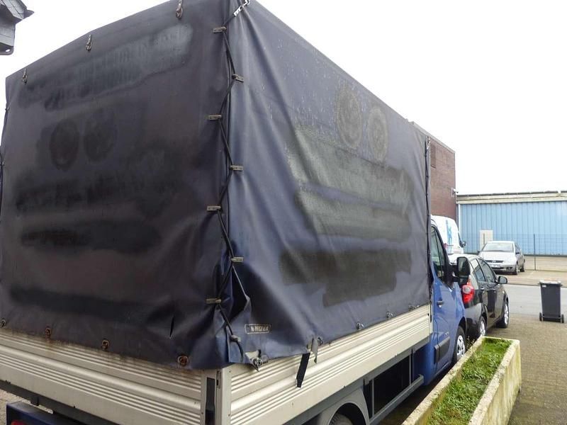 Gebraucht Opel Movano 125 PS (91 kW) 2013 Tintenfisch grau Van