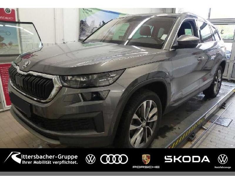 Graphitegrau metallic Gebraucht 2022 Skoda Kodiaq Tour SUV | 29.990 € (Fairer Preis) - Bild 1/2