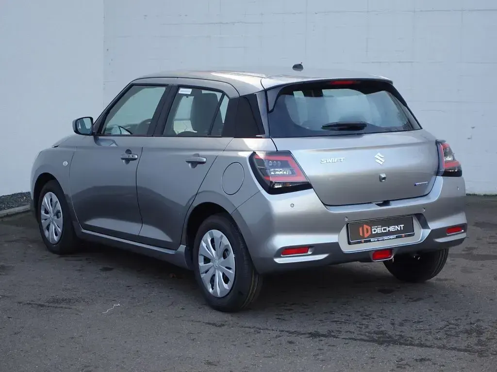 Neu Suzuki Swift Club 82 PS (60 kW) 2026 Silber Kleinwagen