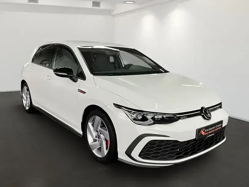 Gebraucht VW Golf VIII GTI 245 PS (180 kW) 2022 Pure white Limousine