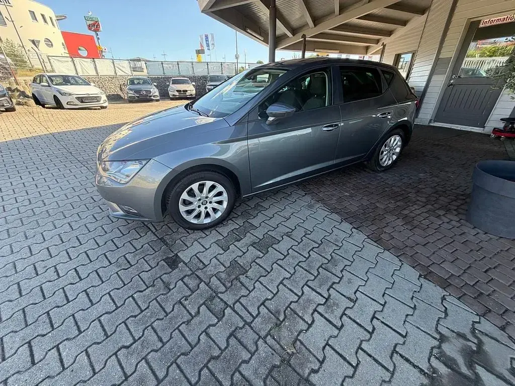 Gebraucht Seat Leon Style 110 PS (80 kW) 2015 Grau Limousine