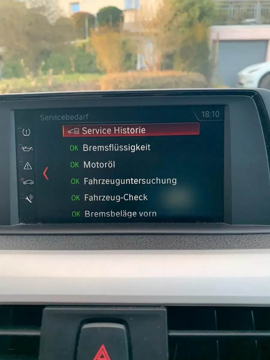 Gebraucht BMW 330e 258 PS (189 kW) 2017 Schwarz Limousine
