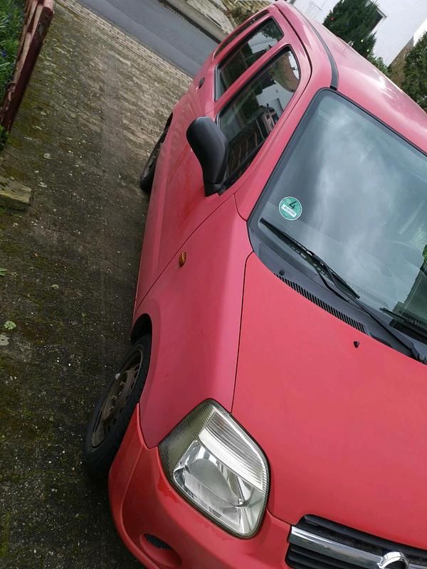 Gebraucht Opel Agila 58 PS (42 kW) 2004 Rot Van / Kleinbus