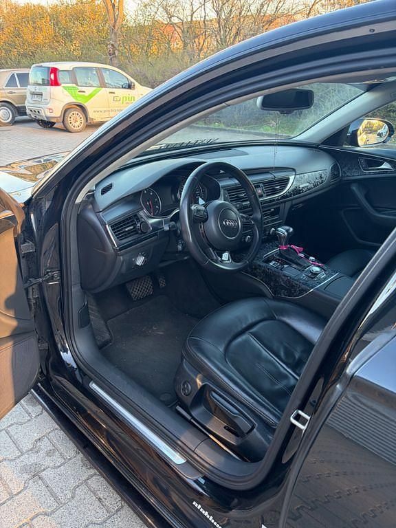 Gebraucht Audi A6 Ambiente 299 PS (219 kW) 2012 Schwarz Limousine