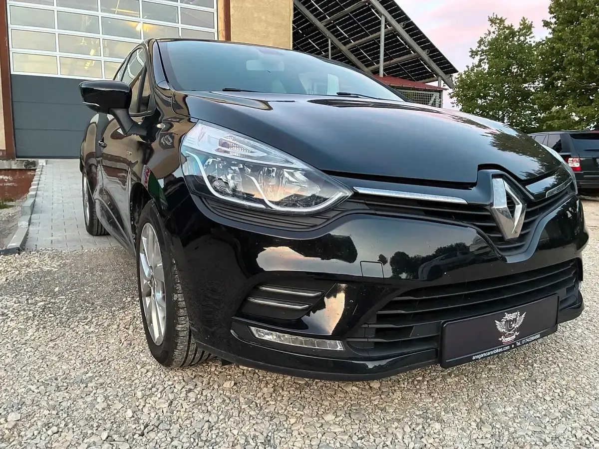Gebraucht Renault Clio 90 PS (66 kW) 2019 Schwarz Kombi