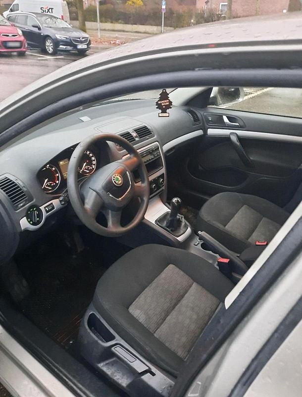 Gebraucht Skoda Octavia 160 PS (117 kW) 2010 Kombi