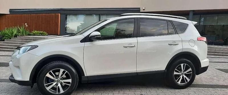 Gebraucht Toyota RAV4 Edition-S 150 PS (110 kW) 2016 Weiß SUV