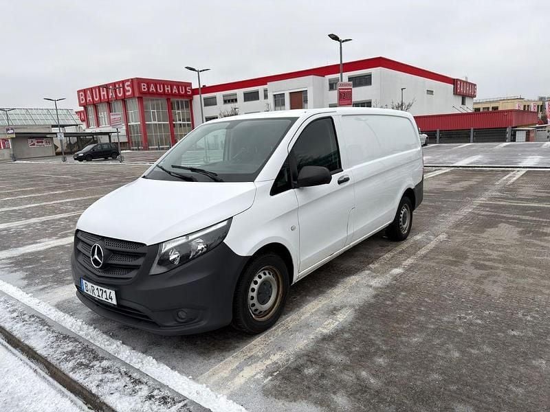 Gebraucht Mercedes Vito 102 PS (75 kW) 2020 Weiß Van