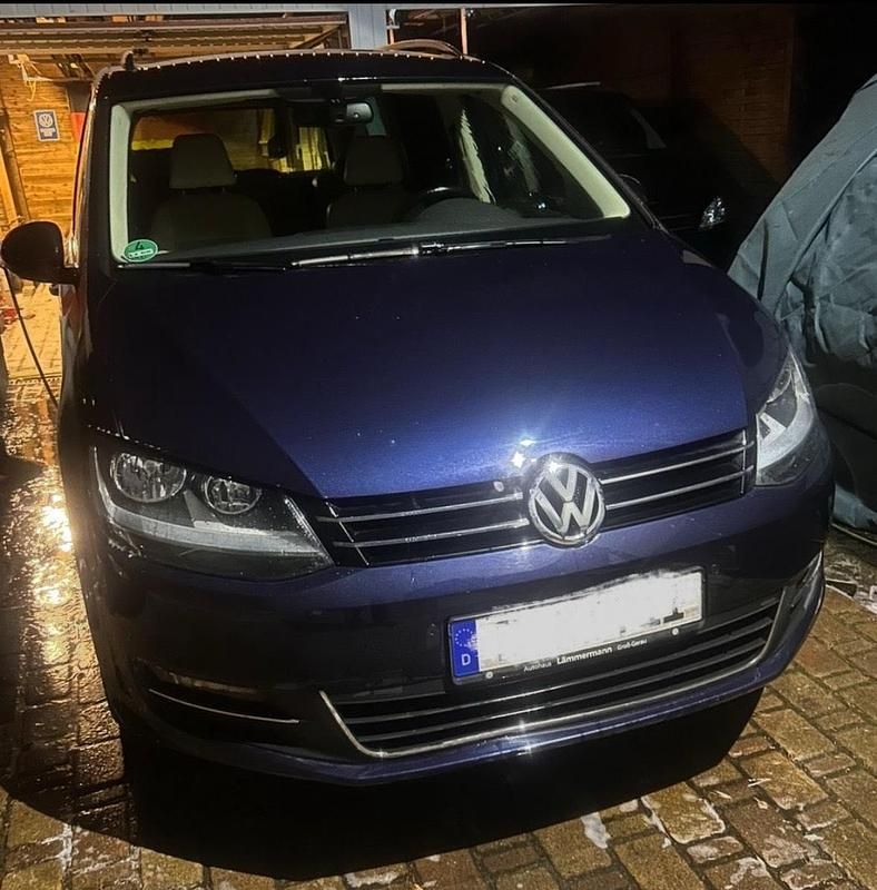 Blau Gebraucht 2011 VW Sharan Van / Kleinbus | 8.500 € - Bild 1/4