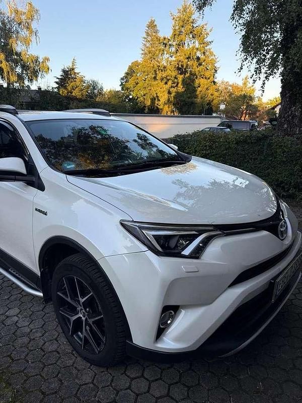 Gebraucht Toyota RAV4 Hybrid Edition-S 155 PS (114 kW) 2017 Weiß SUV