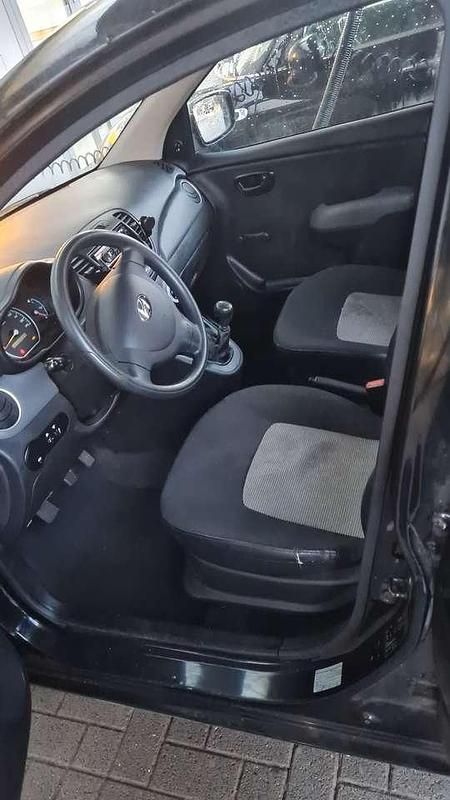 Gebraucht Hyundai i10 67 PS (49 kW) 2008 Schwarz Kleinwagen