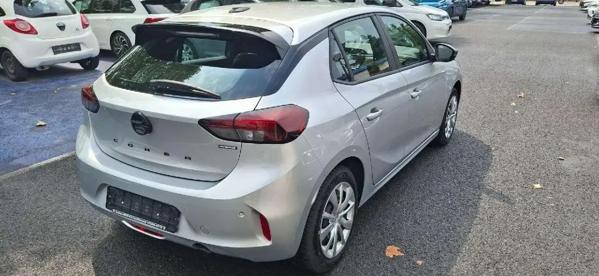 Gebraucht Opel Corsa Edition 101 PS (74 kW) 2025 Lackierung aluminiumgrau/typ Kleinwagen