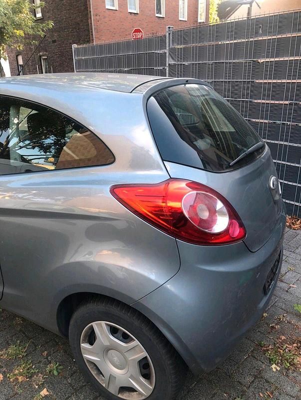 Second-hand Ford Ka 69 CP (50 kW) 2010 Gri Hatchback