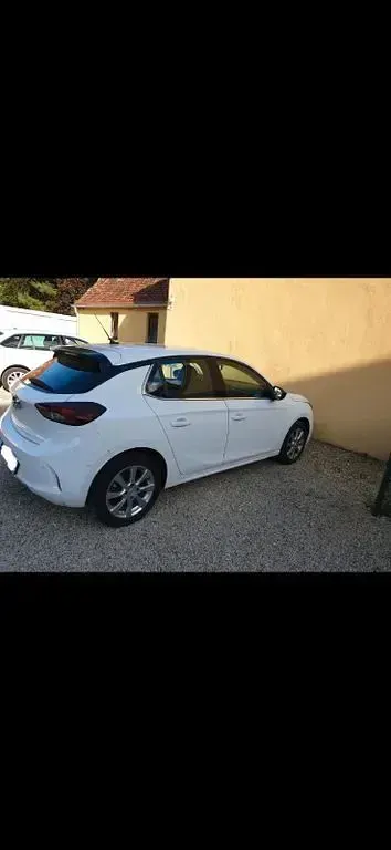 Usado Opel Corsa Elegance 101 CV (74 kW) 2020 Blanco Utilitario