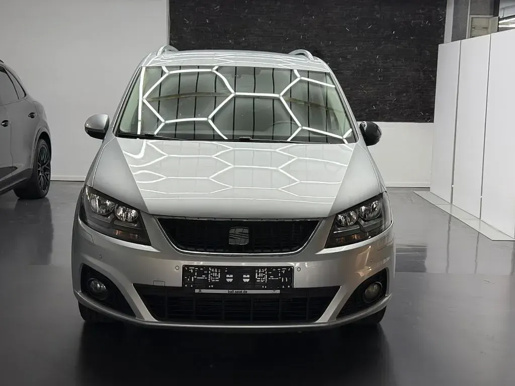 Gebraucht Seat Alhambra Style 140 PS (102 kW) 2013 Silber Van / Kleinbus