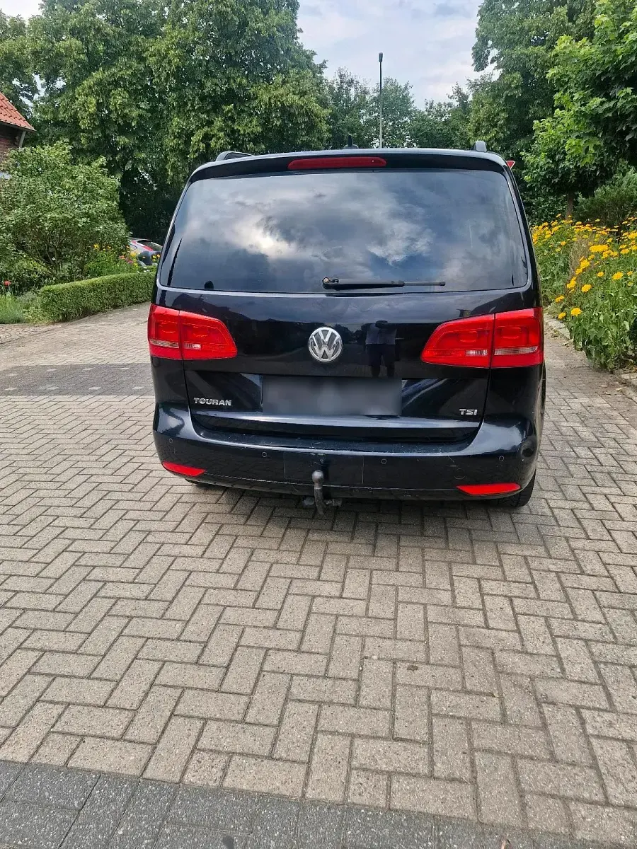 Gebraucht VW Touran 140 PS (102 kW) 2013 Schwarz Van / Kleinbus