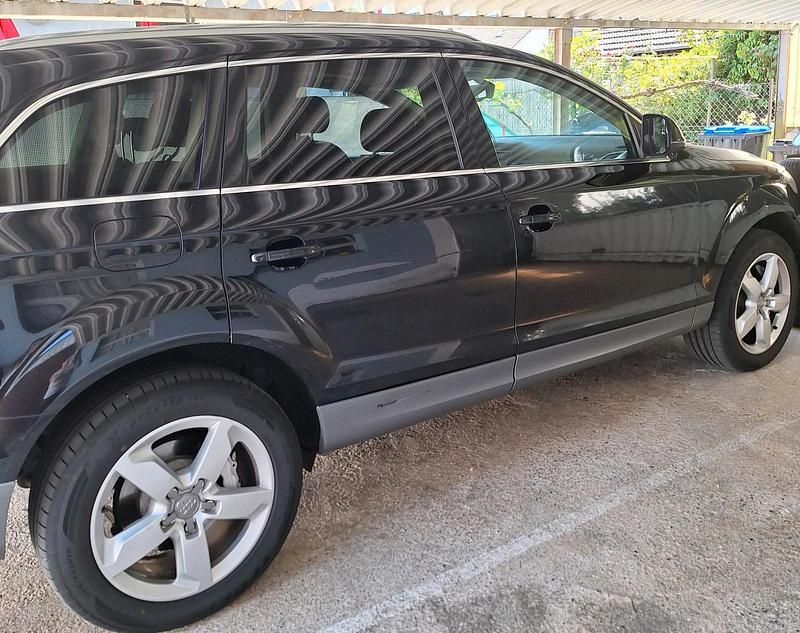Gebraucht Audi Q7 Ambiente 245 PS (180 kW) 2011 Schwarz SUV