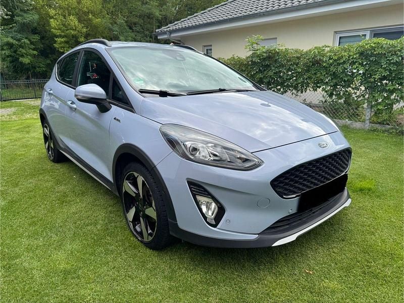 Blau Gebraucht 2021 Ford Fiesta Active Kleinwagen | 14.999 € (Fairer Preis) - Bild 1/4
