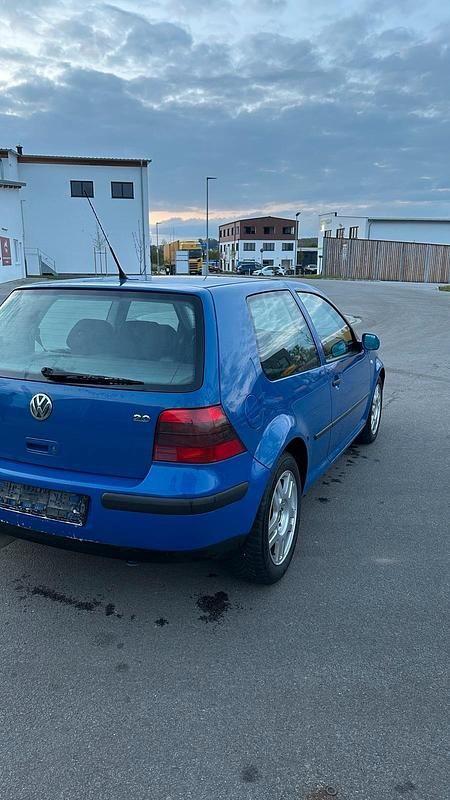 Brugt VW Golf IV 116 HK (85 kW) 2001 Blå Hatchback