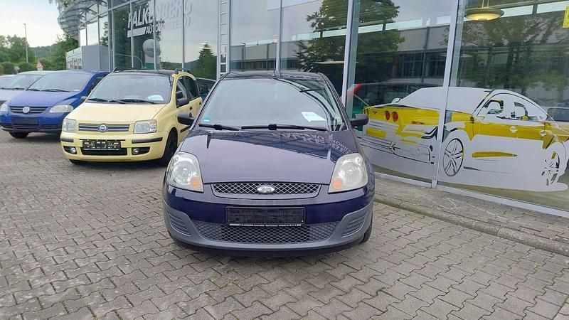Blau Gebraucht 2006 Ford Fiesta Kleinwagen | 2.200 € (Etwas zu teuer) - Bild 1/4