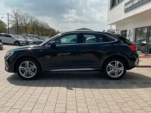 Gebraucht Audi Q3 S-Line 200 PS (147 kW) 2023 Schwarz SUV