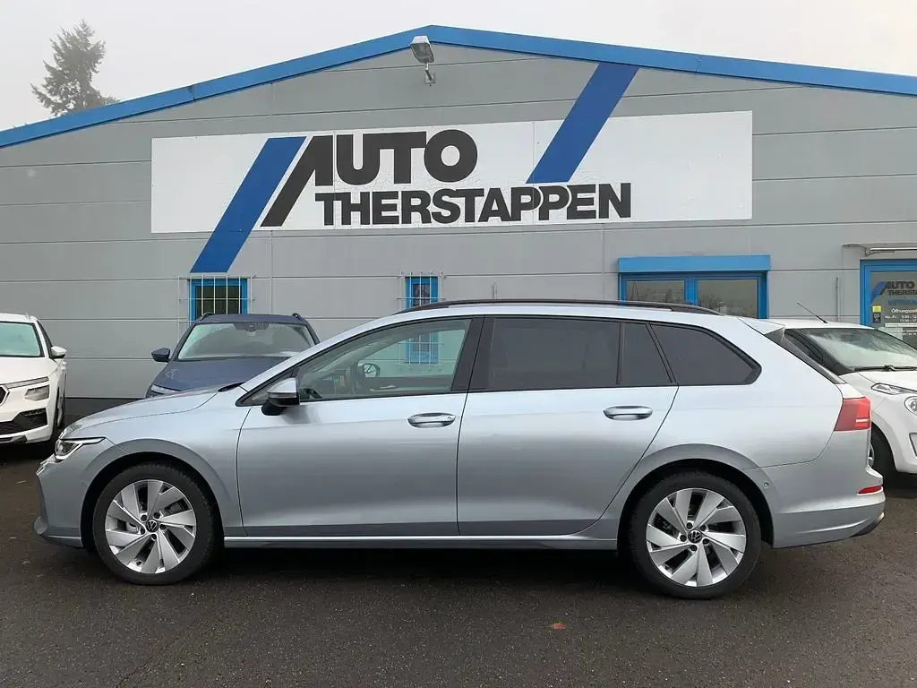 Gebraucht VW Golf VIII Goal 116 PS (85 kW) 2025 Silber Limousine
