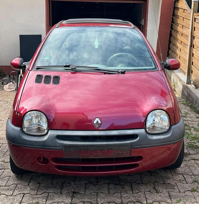 Rot Gebraucht 2001 Renault Twingo Kleinwagen | 1.900 € - Bild 1/4