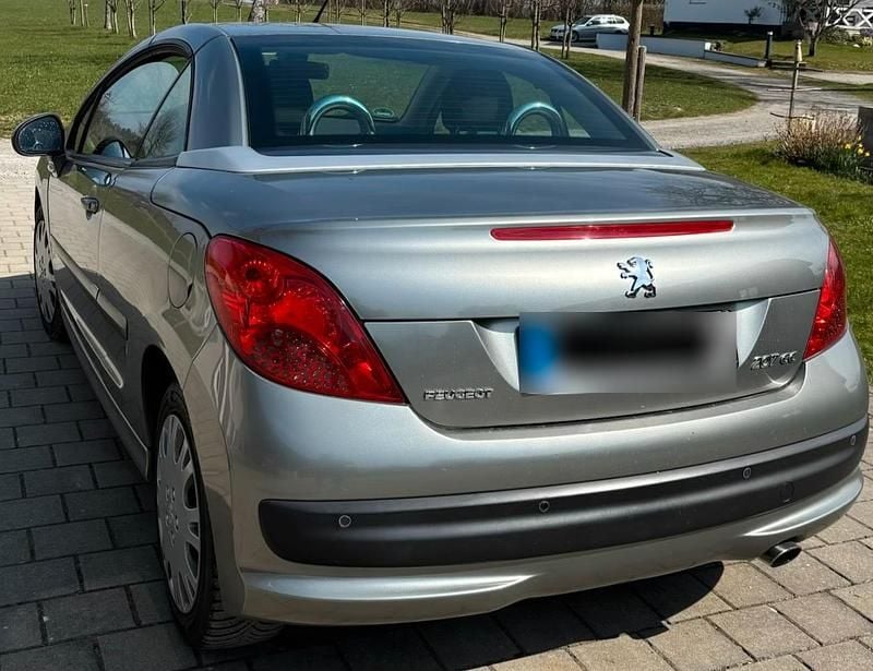 Gebraucht Peugeot 207 CC 120 PS (88 kW) 2007 Silber Cabrio