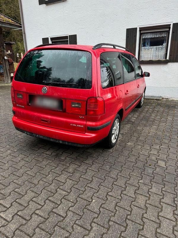 Gebraucht VW Sharan 204 PS (150 kW) 2002 Rot Van / Kleinbus