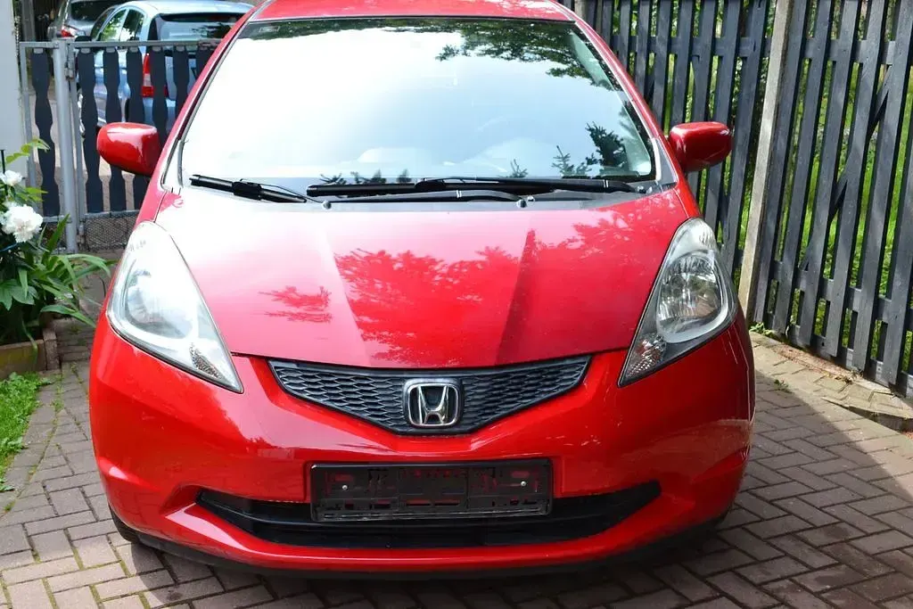 Gebraucht Honda Jazz Trend 90 PS (66 kW) 2009 Rot Kleinwagen