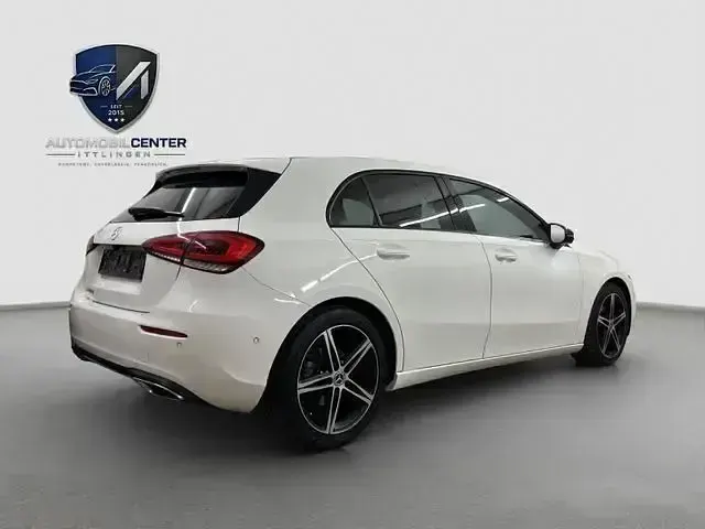 Gebraucht Mercedes A200 Progressive 150 PS (110 kW) 2022 Weiß Limousine