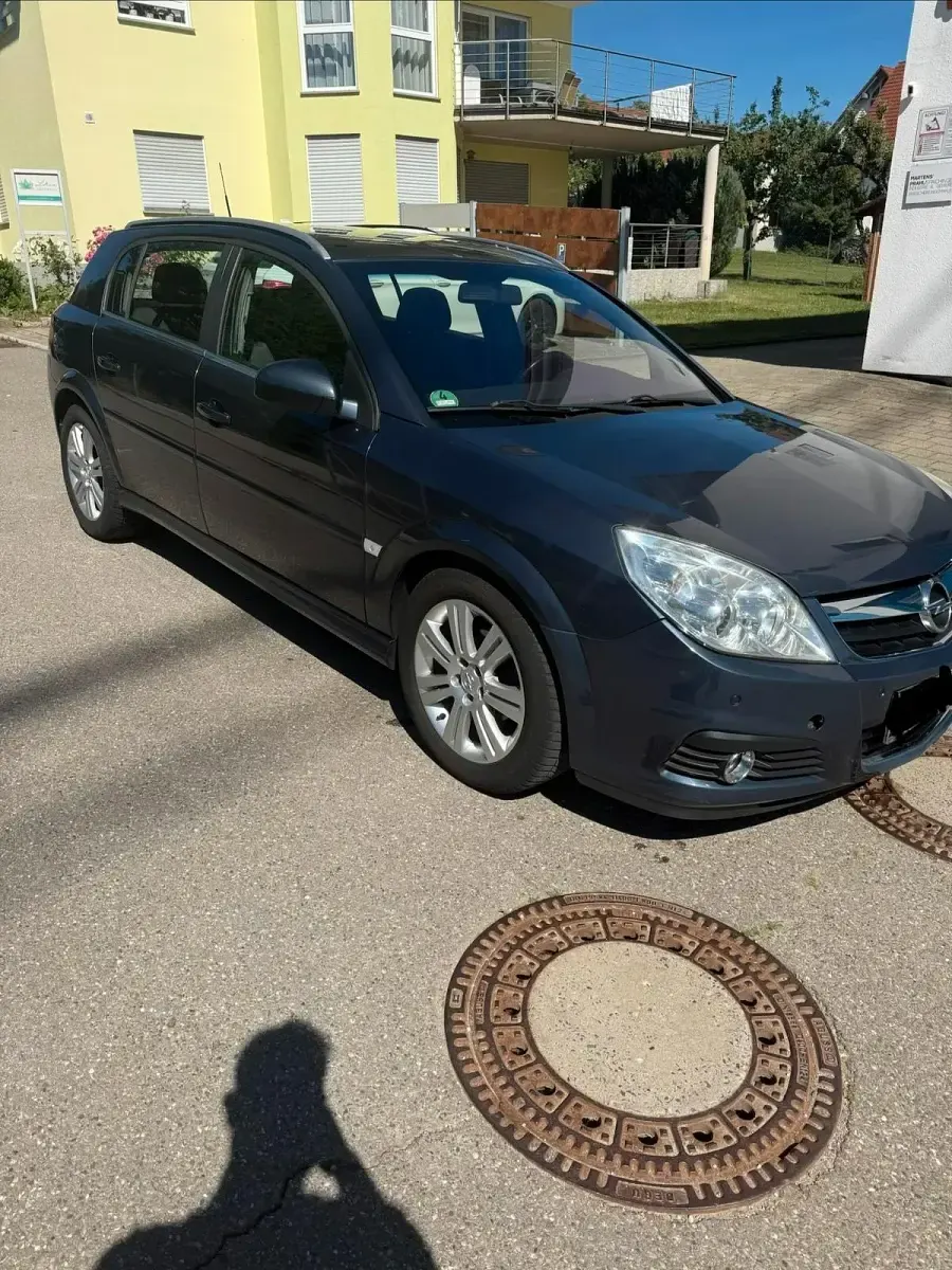 Gebraucht Opel Signum 150 PS (110 kW) 2007 Silber Kleinwagen