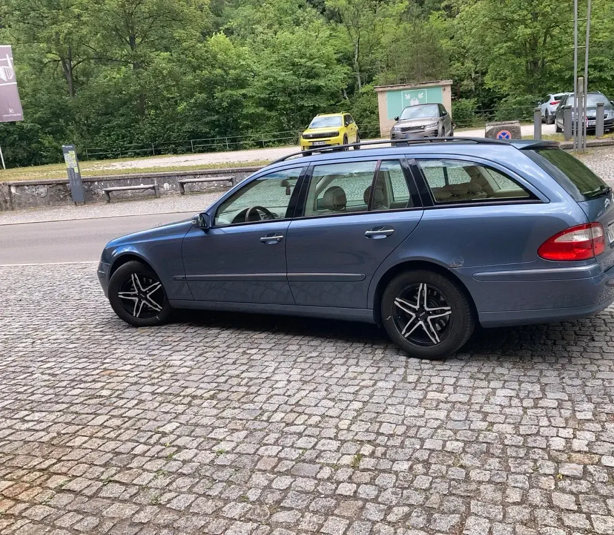 Gebraucht Mercedes E220 150 PS (110 kW) 2004 Blau Kombi