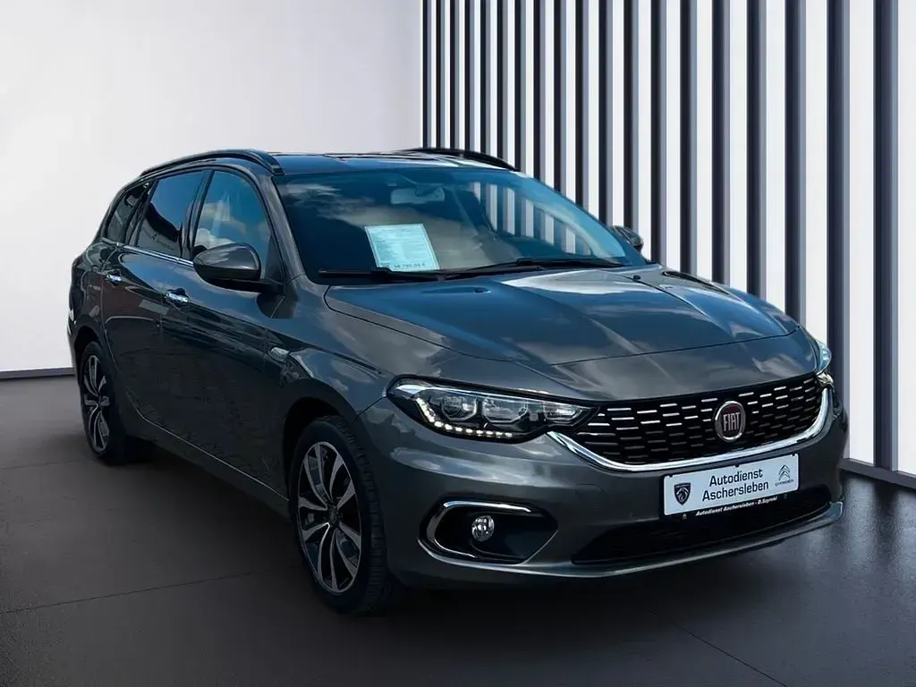 Gebraucht Fiat Tipo Lounge 120 PS (88 kW) 2017 Vr695/a Kombi